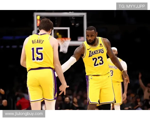 2017年NBA经典对决篮网与湖人精彩回顾与赛季分析