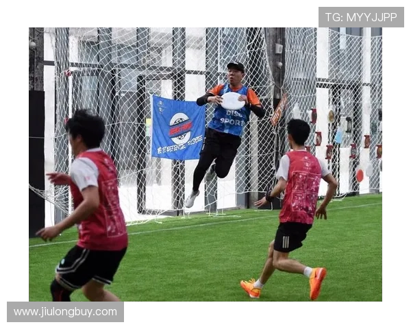 武汉飞盘队中路突破分析:优劣势及战术调整探讨 武汉飞盘队中路突破分析:优劣势及战术调整探讨