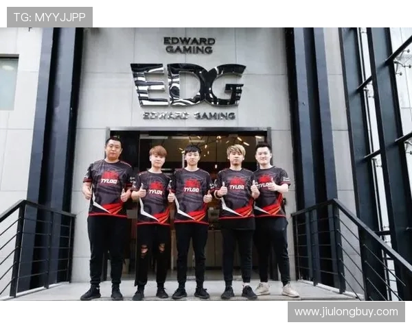 CSGO战术解析：深入探讨EDG在区域防守中的策略与执行