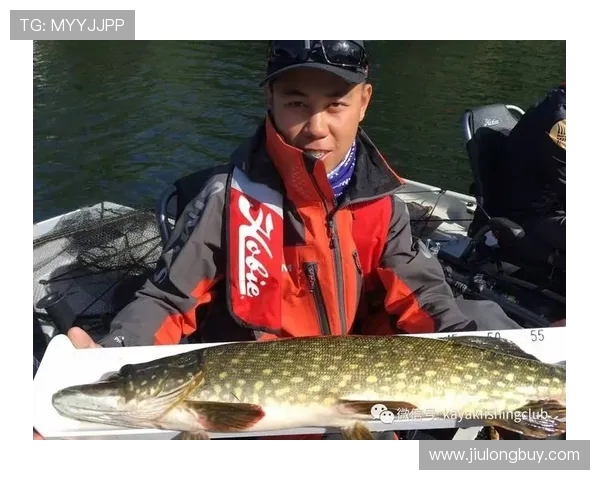 攀岩高手刘军分享成功秘诀与训练心得的独家专访