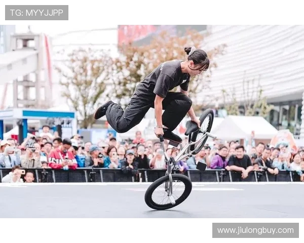 极限运动嘉年华回顾上海滑板队个人能力的精彩展现与分析